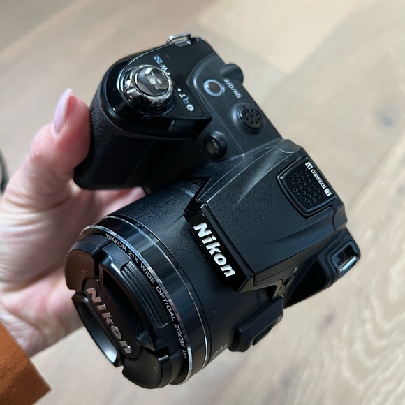 Nikon Camera - Picture 6 of 10